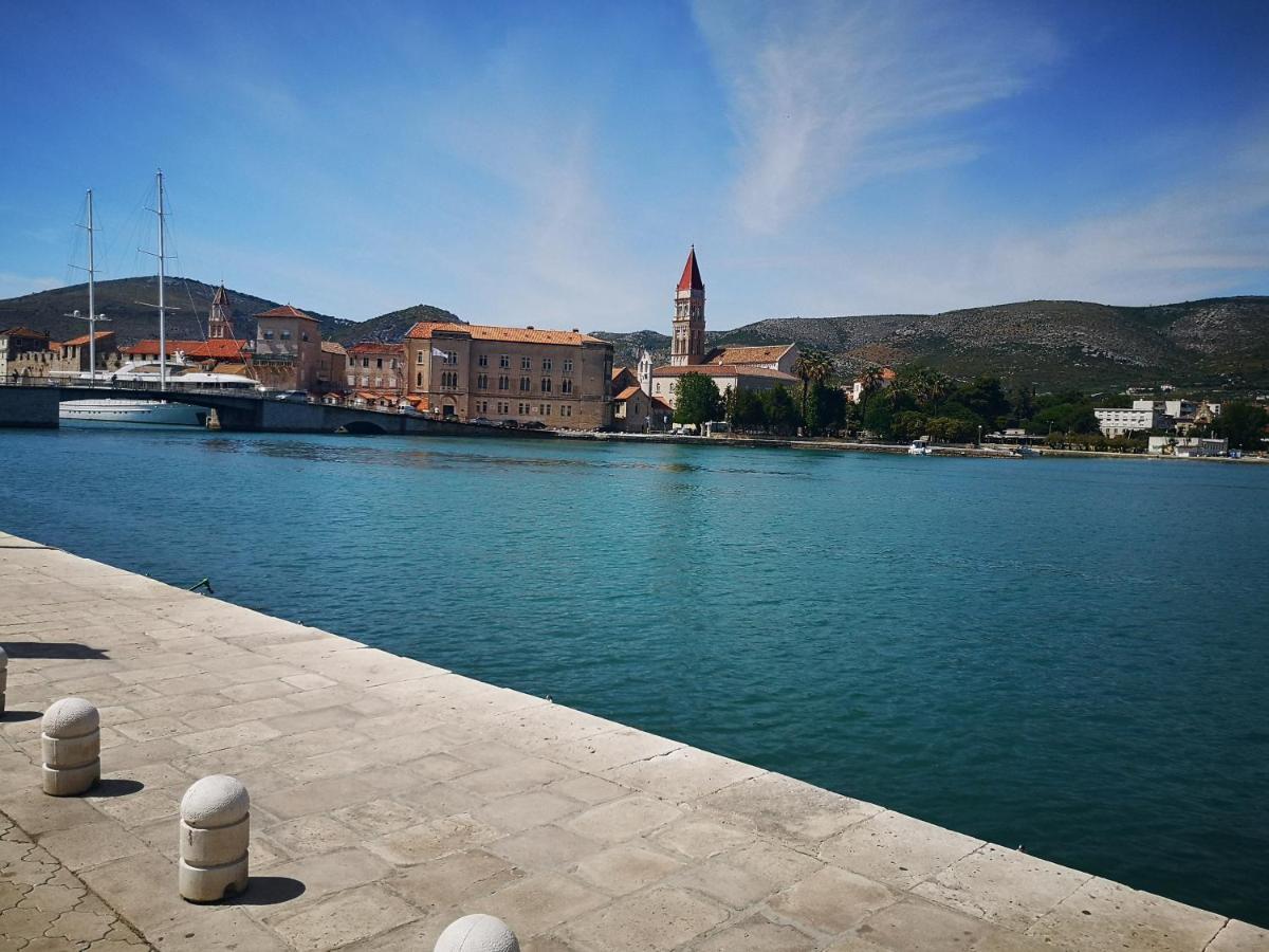 Apartman Petrovic City Center Trogir Exteriér fotografie