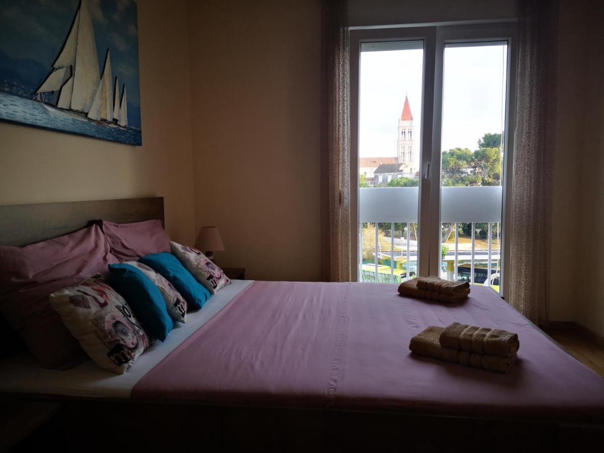 Apartman Petrovic City Center Trogir Exteriér fotografie