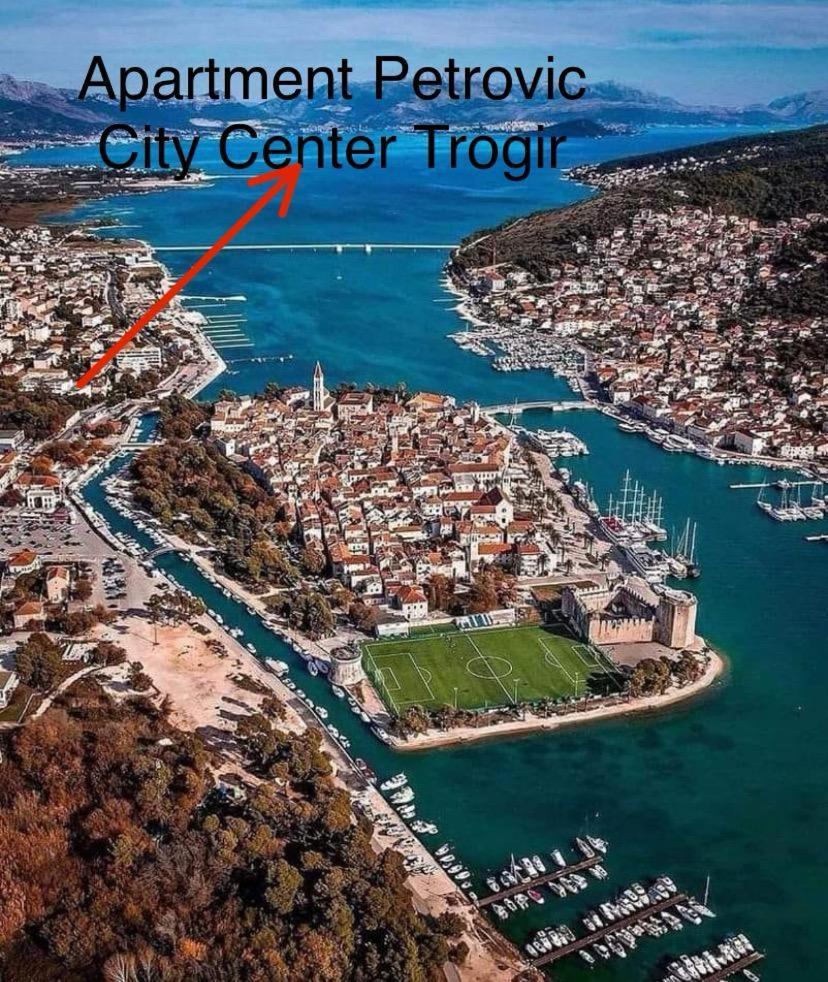 Apartman Petrovic City Center Trogir Exteriér fotografie